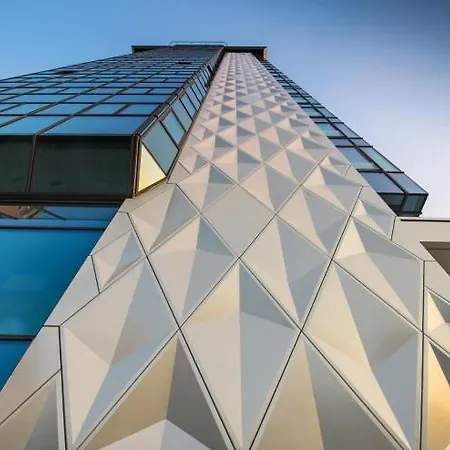Luxury Three-bedroom Penthouse In An Iconic Top-class Building Diamant 250m2 Appartement Sofia
