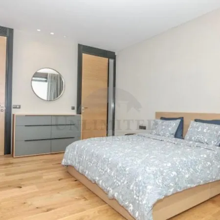 Apartment Luxury Three-bedroom Penthouse In An Iconic Top-class Building Diamant 250m2 *